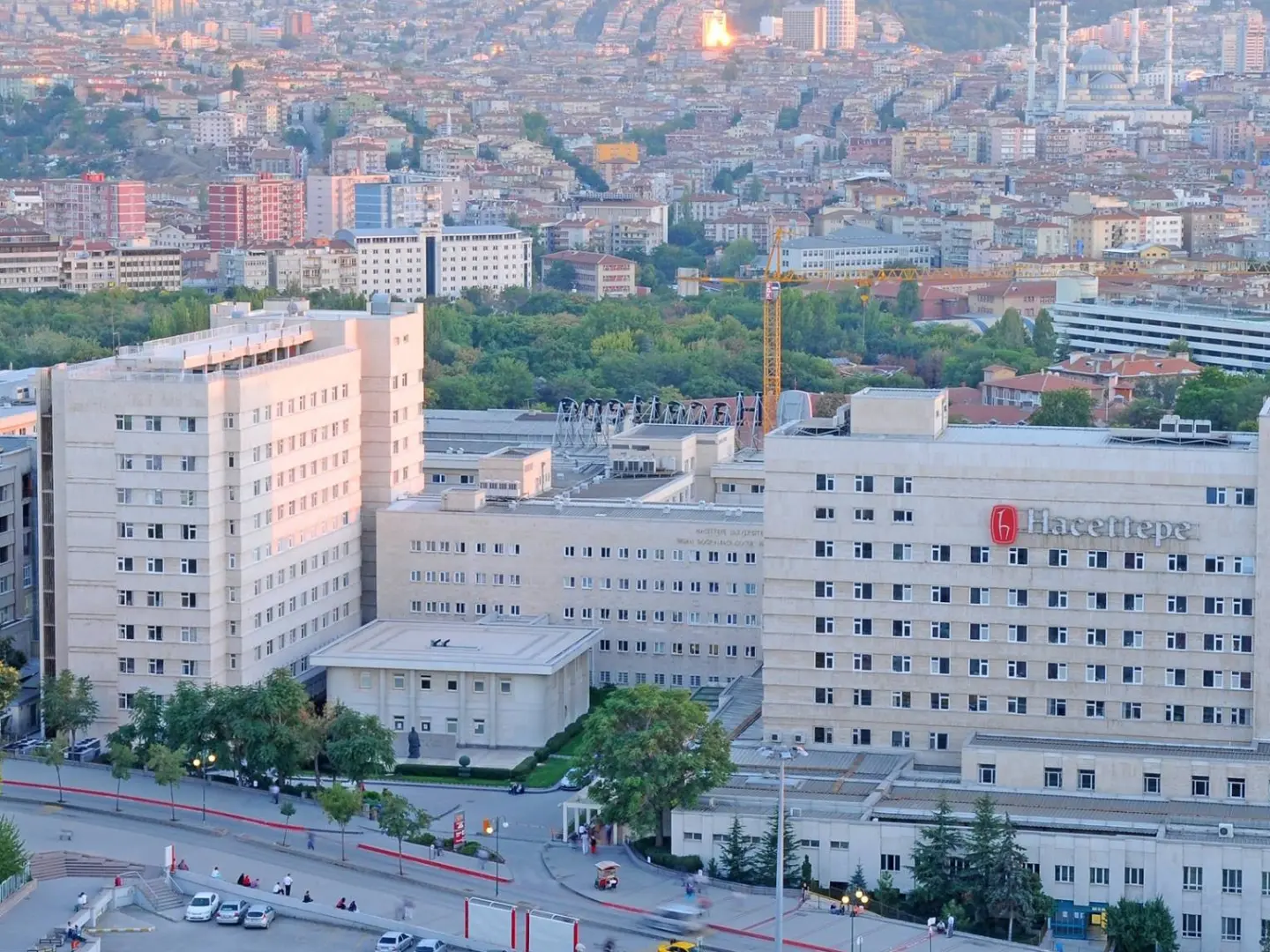 Hacettepe Üniversitesi H.Ü. Hastaneleri klima ve havalandırma sistemlerinin 2022 yılında parça dahil periyodik bakım, onarım ve işletilmesi işi